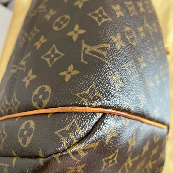 Louis Vuitton Totally MM Monogram Canvas - Picture 12 of 16